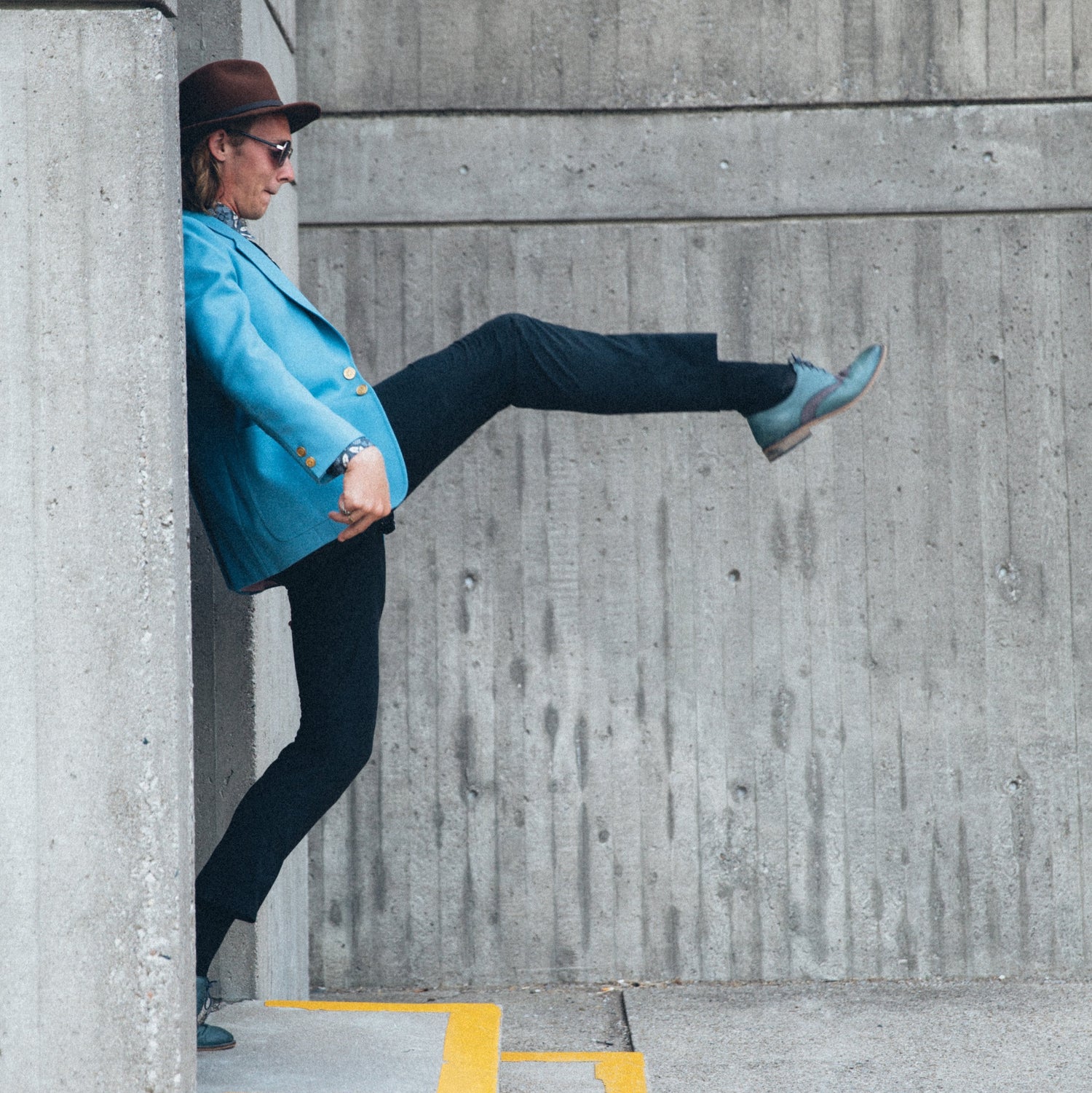 Lightweight & comfortable men's shoes for spring & summer