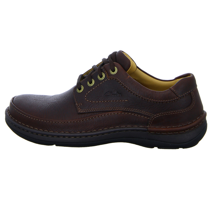 Clarks Schnürhalbschuh mit Mehrweite Freizeit (sportlicher Boden) Nature Three